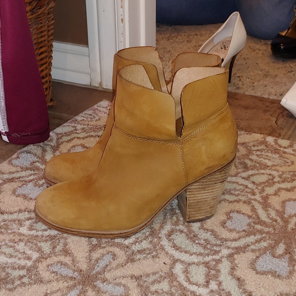 Vince Camuto Ankle Booties